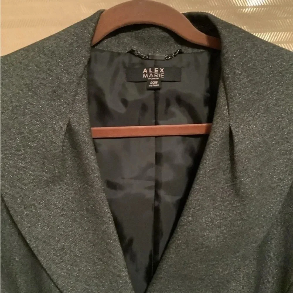 ALEX MARIE~VINTAGE GREY BLAZER~ NICE~SIZE 22 - Picture 2 of 4
